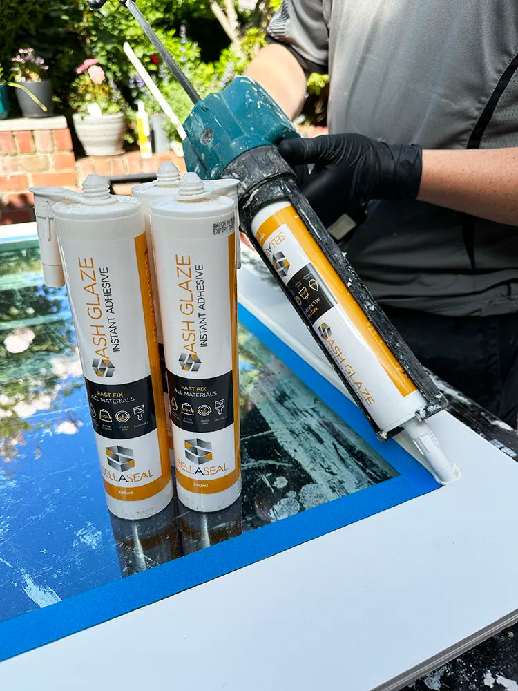 Sash Glaze Instant Adhesive 290ml sold by Sellaseal Australia